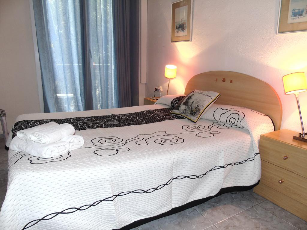 Hostal Aribau Barcelona Pokoj fotografie