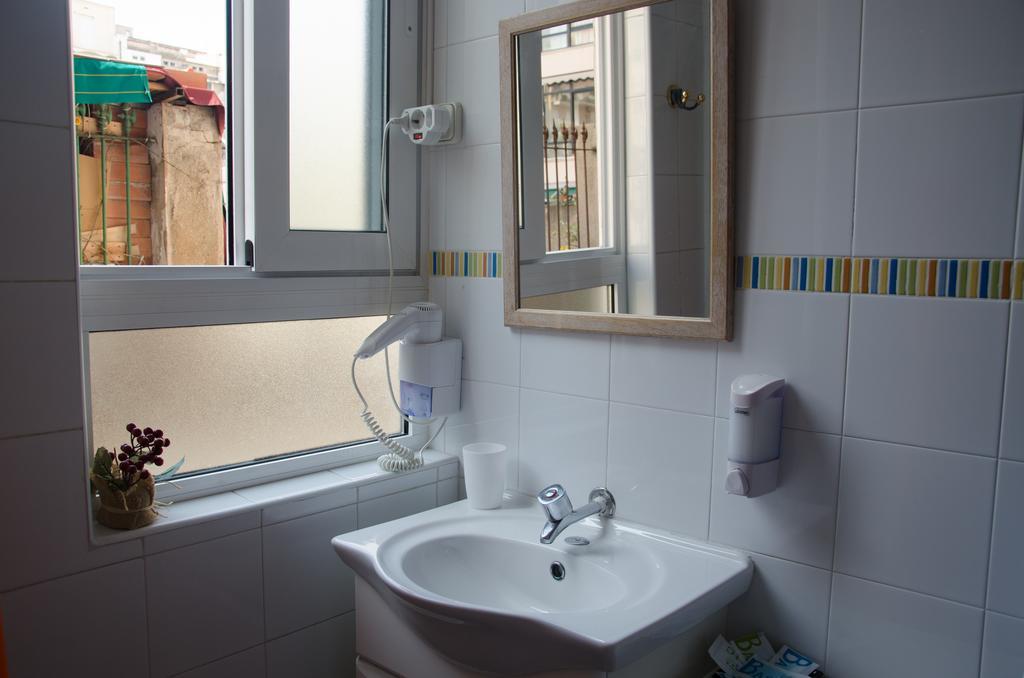 Hostal Aribau Barcelona Pokoj fotografie