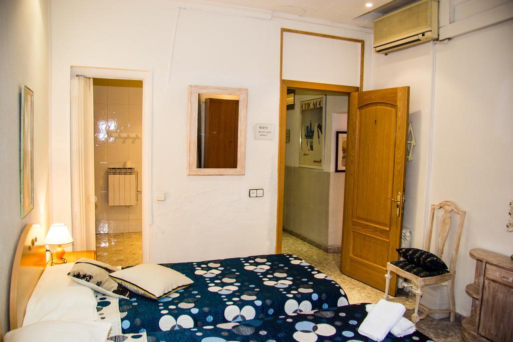 Hostal Aribau Barcelona Exteriér fotografie