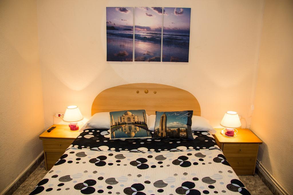 Hostal Aribau Barcelona Exteriér fotografie
