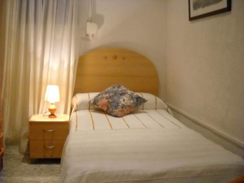 Hostal Aribau Barcelona Exteriér fotografie