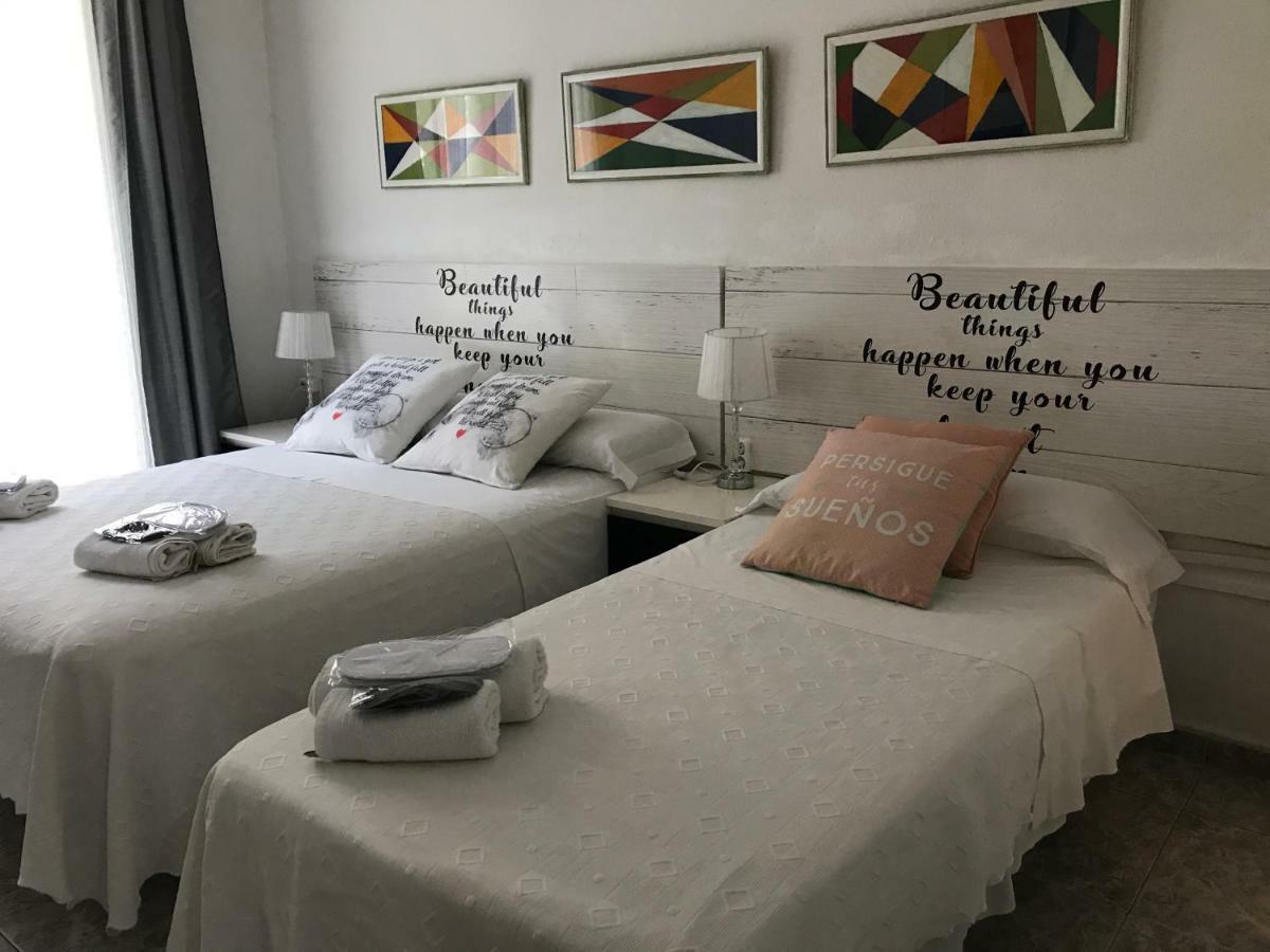 Hostal Aribau Barcelona Exteriér fotografie